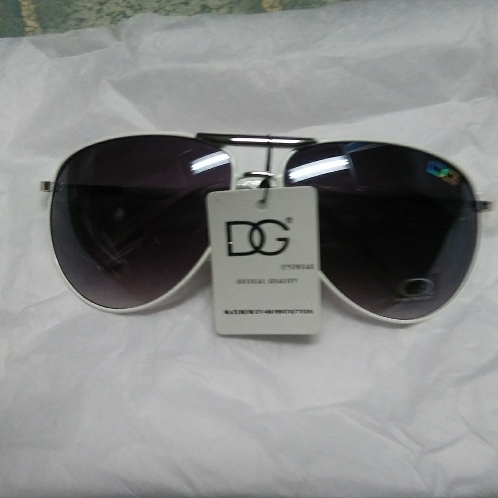 Womens NWT Bubble Eye DG Eyewear Shades